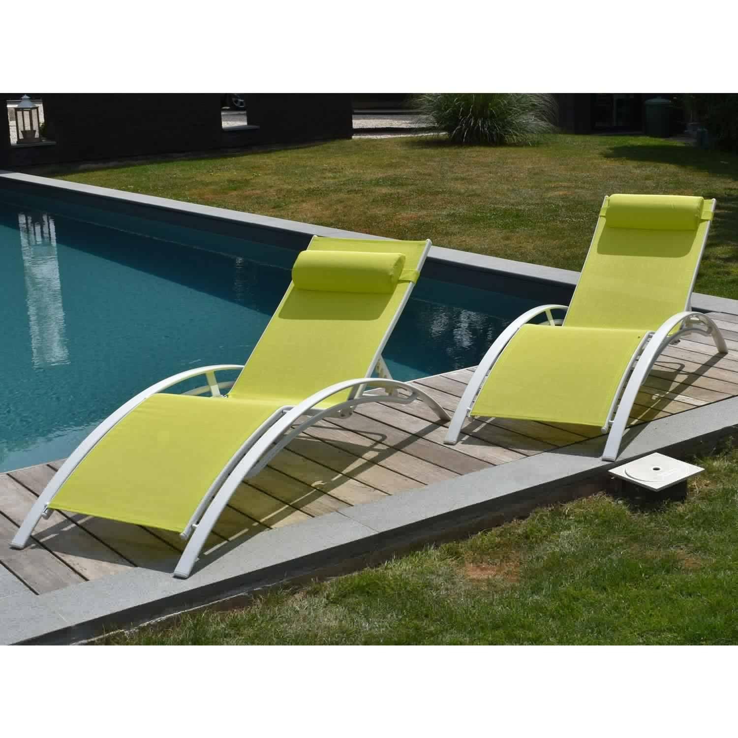 textilene deckchair set of 2 green textilene white structure